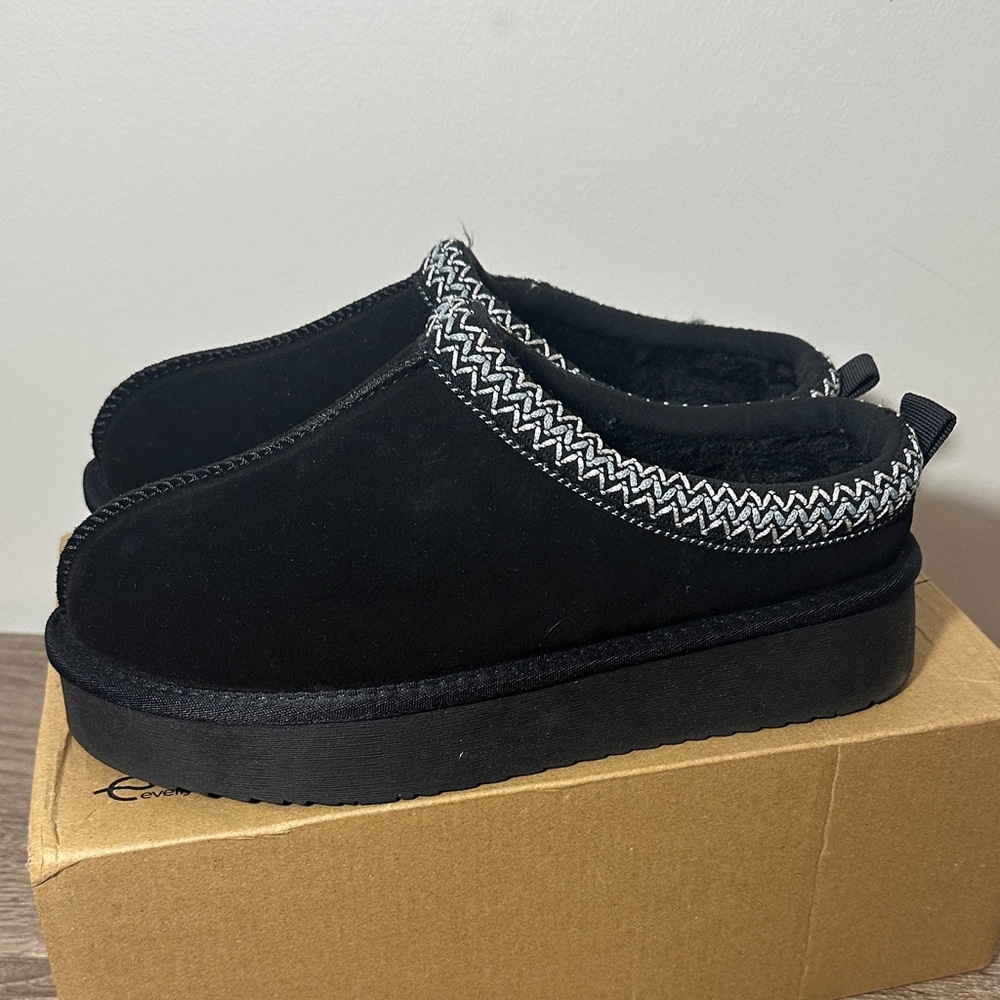 Leather Platform Clogs Black